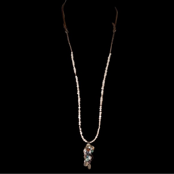 Leather and Seed Pearl Necklace with Cluster Pendant - Picture 3 of 11